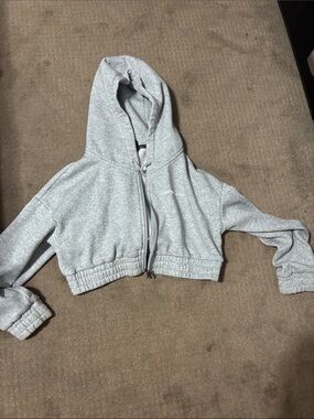 Alphalete Cropped Hoodie Jacket - Heather Gray